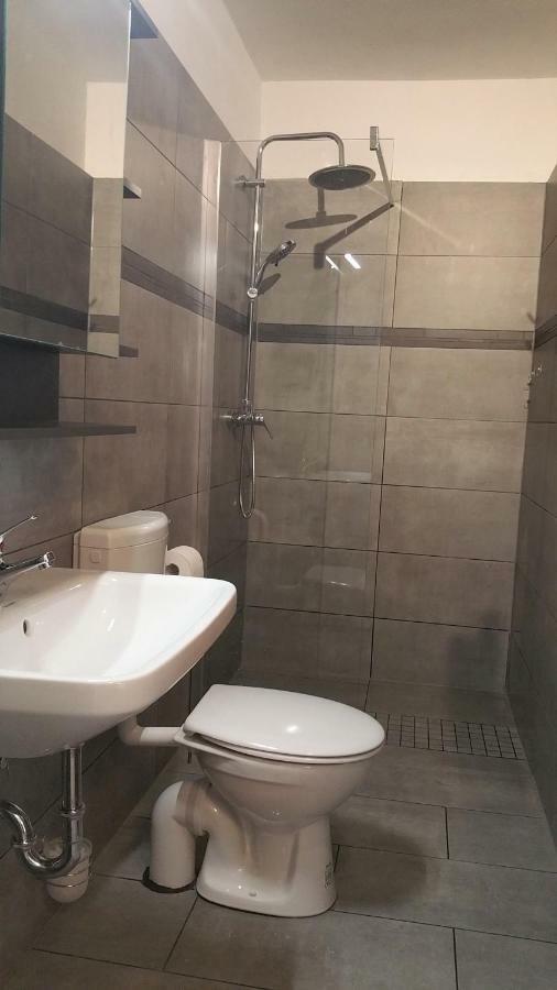 Holi Day Spa Appartement 1 ベルリン エクステリア 写真